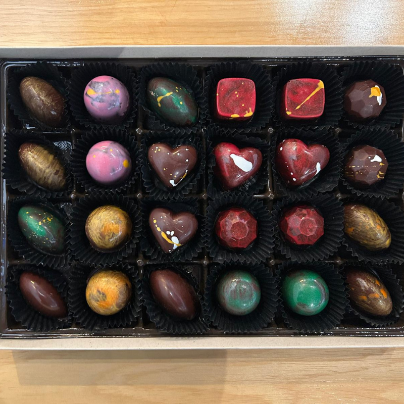 24-piece-bonbon-Mulukakao-Hattiesburg